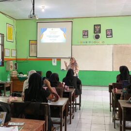 Pengabdian Kepada Masyarakat : Intervensi Regulasi Emosi Pada Remaja